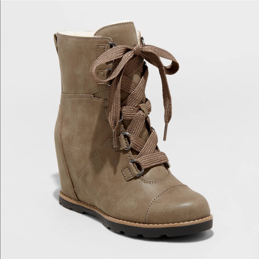womens katherine faux leather lace up wedge boots